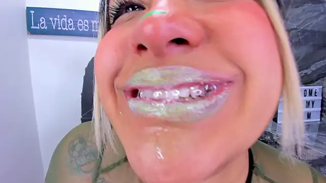 miss danika online show from March 17, 2026, 11:24 am