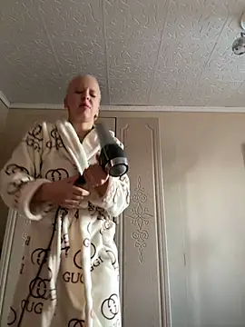 LikaCat online show from February 28, 2025, 2:20 am