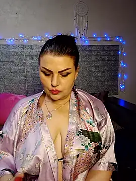 kataleya94 online show from May 12, 2026, 2:23 pm