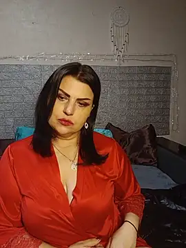 kataleya94 online show from May 17, 2026, 4:12 am