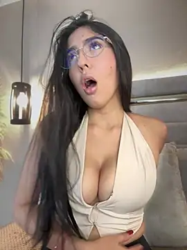 Snapshot of MarianaBenz chatting on March 23, 2025, 3:21 am MarianaBenz online show from March 23, 2025, 3:21 am