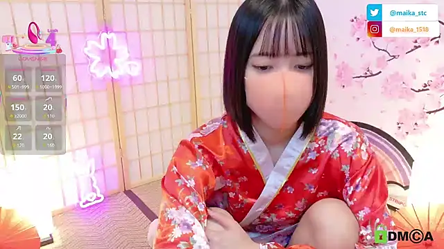 Snapshot of maika08 chatting on October 16, 2025, 10:23 am maika08 online show from October 16, 2025, 10:23 am