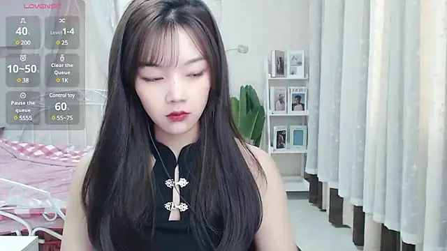 Snapshot of Jenny-Z chatting on March 6, 2025, 1:58 am Jenny-Z online show from March 6, 2025, 1:58 am