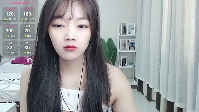 Snapshot of Jenny-Z chatting on March 19, 2025, 2:05 am Jenny-Z online show from March 19, 2025, 2:05 am
