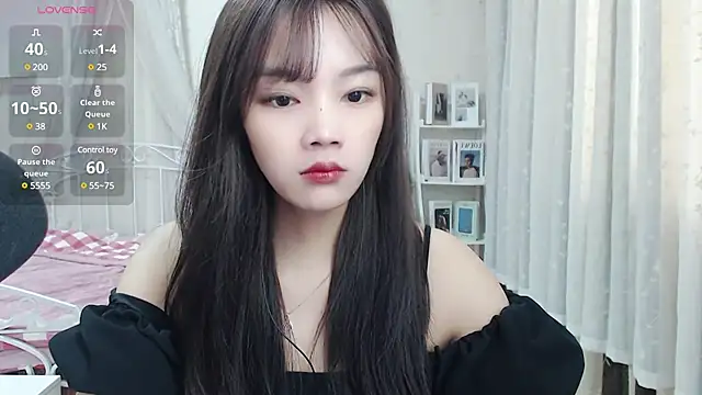 Snapshot of Jenny-Z chatting on March 8, 2025, 2:23 am Jenny-Z online show from March 8, 2025, 2:23 am