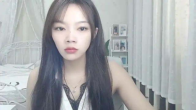 Snapshot of Jenny-Z chatting on October 4, 2025, 1:51 am Jenny-Z online show from October 4, 2025, 1:51 am