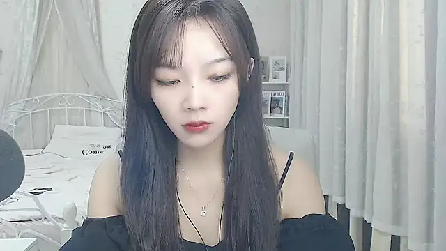 Snapshot of Jenny-Z chatting on September 18, 2025, 2:14 am Jenny-Z online show from September 18, 2025, 2:14 am