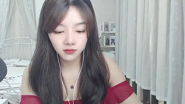 Jenny-Z online show from May 8, 2026, 2:04 am