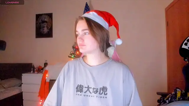 Snapshot of AnnaRoading chatting on December 23, 2024, 7:20 pm AnnaRoading online show from December 23, 2024, 7:20 pm