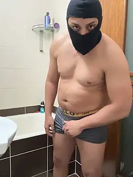 marianmin online show from April 18, 2026, 6:54 pm