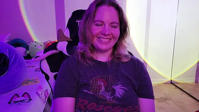 Snapshot of InternetFairy_XO chatting on October 15, 2025, 4:55 am InternetFairy XO online show from October 15, 2025, 4:55 am