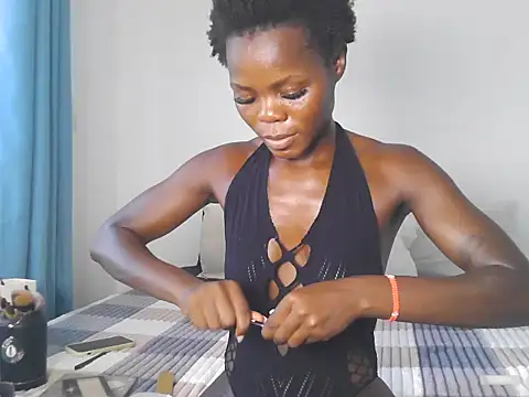 petiteebony 81 online show from October 27, 2025, 11:22 am