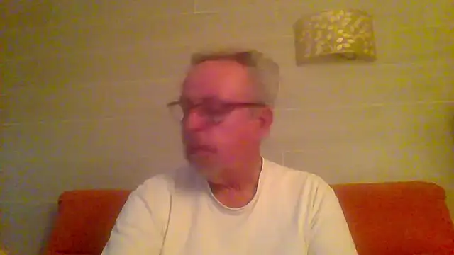 Snapshot of tuggy59 chatting on March 24, 2026, 6:13 am tuggy59 online show from March 24, 2026, 6:13 am