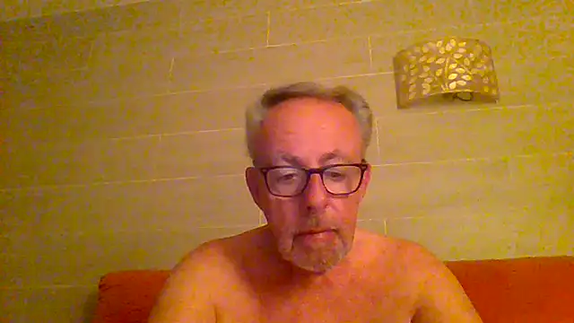tuggy59 online show from May 23, 2026, 4:33 am