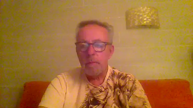 Snapshot of tuggy59 chatting on March 30, 2026, 4:58 am tuggy59 online show from March 30, 2026, 4:58 am