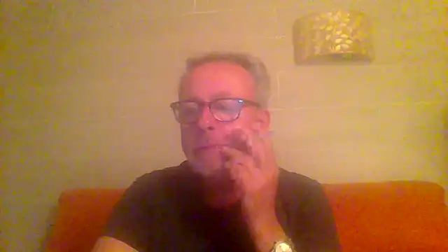 tuggy59 online show from May 18, 2026, 4:51 am