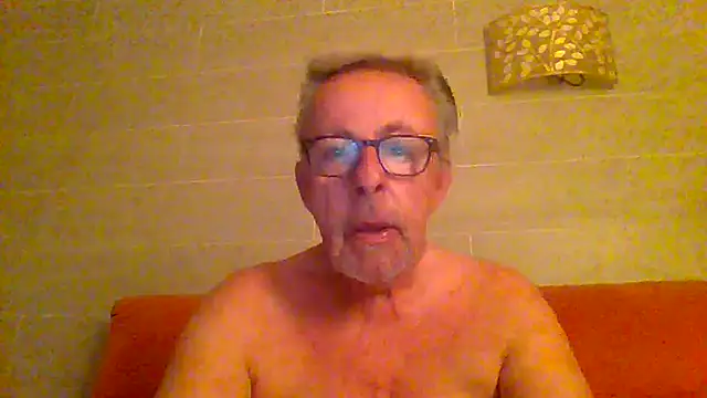tuggy59 online show from July 2, 2026, 4:51 am