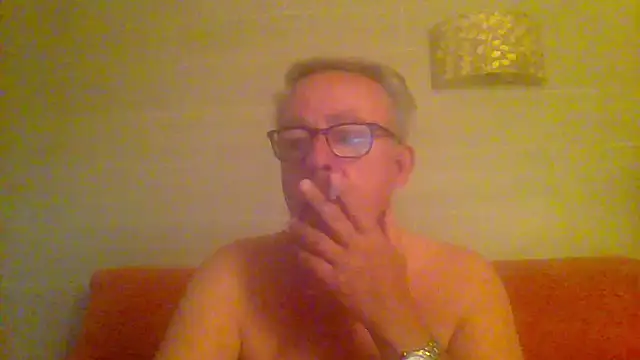 tuggy59 online show from May 11, 2026, 4:58 am