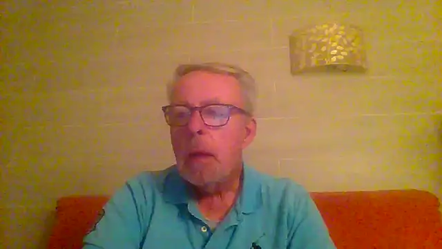 Snapshot of tuggy59 chatting on March 16, 2026, 5:04 am tuggy59 online show from March 16, 2026, 5:04 am