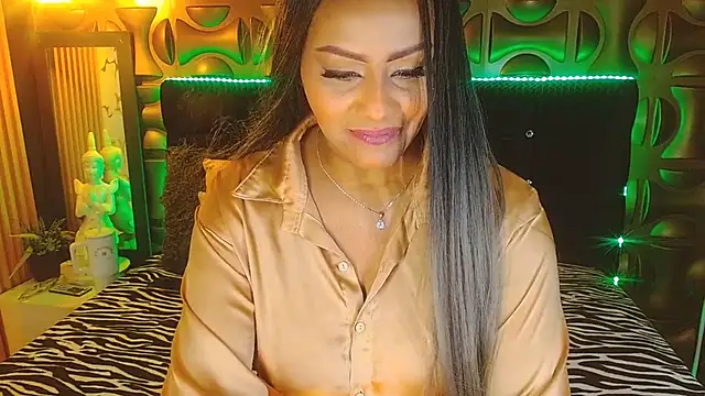 Snapshot of black_ambar chatting on April 12, 2026, 2:37 am black ambar online show from April 12, 2026, 2:37 am