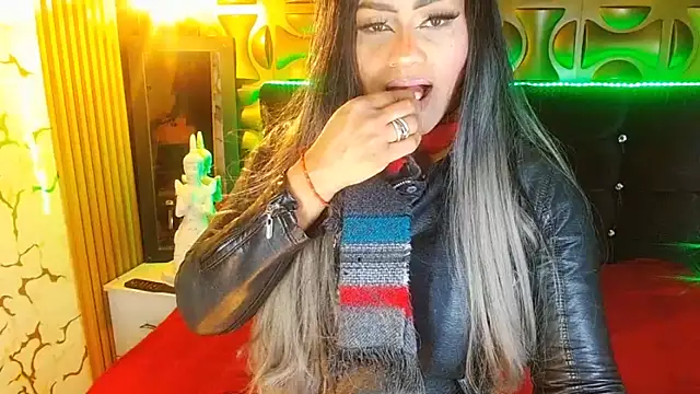 Snapshot of black_ambar chatting on April 24, 2026, 2:24 am black ambar online show from April 24, 2026, 2:24 am