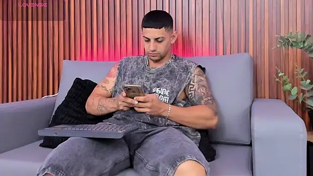 Alex cute77 online show from March 10, 2026, 11:25 am