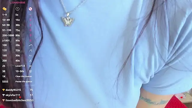 Snapshot of Yeysy__lenox chatting on January 27, 2025, 9:23 am Yeysy lenox online show from January 27, 2025, 9:23 am