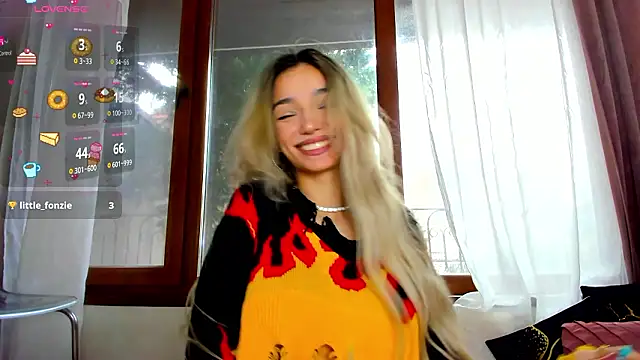 Snapshot of Sassy_Teen chatting on March 19, 2026, 9:20 am Sassy Teen online show from March 19, 2026, 9:20 am