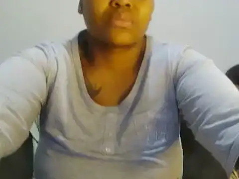 Real1SweetQueen online show from May 10, 2026, 5:33 am