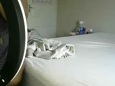 Snapshot of Real1SweetQueen chatting on March 16, 2026, 8:51 am Real1SweetQueen online show from March 16, 2026, 8:51 am