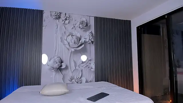 Snapshot of DereckCooperr chatting on February 5, 2026, 11:33 pm DereckCooperr online show from February 5, 2026, 11:33 pm