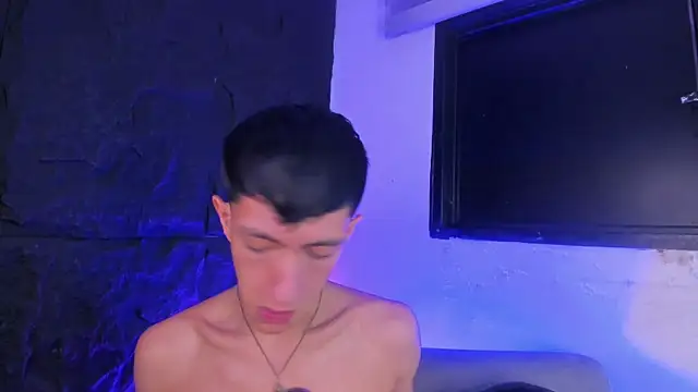 DereckCooperr online show from March 5, 2026, 2:19 am