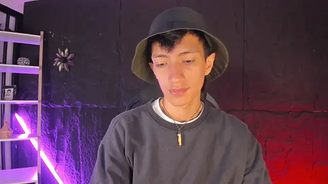 Snapshot of DereckCooperr chatting on February 12, 2026, 11:26 pm DereckCooperr online show from February 12, 2026, 11:26 pm