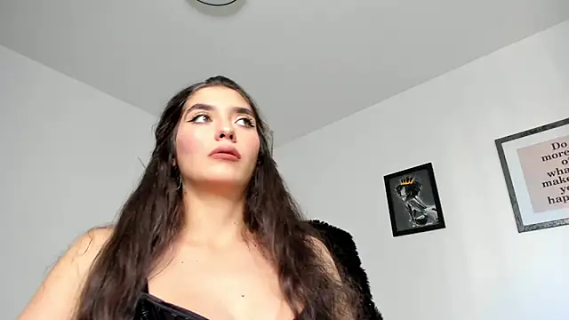 PortraitMarie online show from January 14, 2025, 1:17 pm