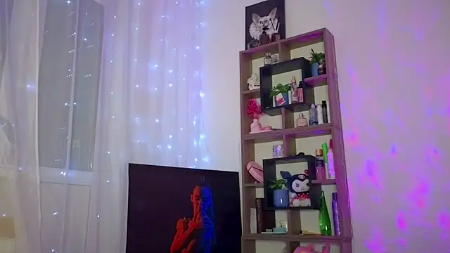 Snapshot of KristenSayles chatting on March 18, 2025, 7:01 pm KristenSayles online show from March 18, 2025, 7:01 pm