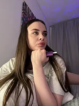 Snapshot of KristenSayles chatting on March 7, 2025, 12:48 am KristenSayles online show from March 7, 2025, 12:48 am