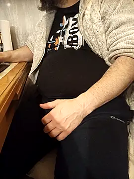 teekoine1 online show from November 14, 2025, 12:58 am