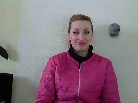 Snapshot of Jillian_Pattie chatting on February 26, 2025, 1:00 pm Jillian Pattie online show from February 26, 2025, 1:00 pm