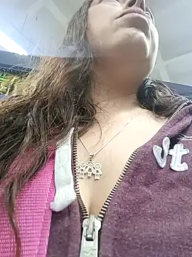 seherlatin online show from March 14, 2025, 2:41 pm