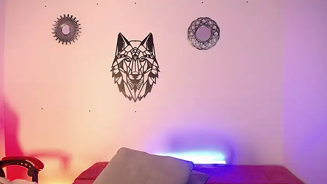 Snapshot of Katy_Van chatting on November 11, 2025, 8:58 pm Katy Van online show from November 11, 2025, 8:58 pm