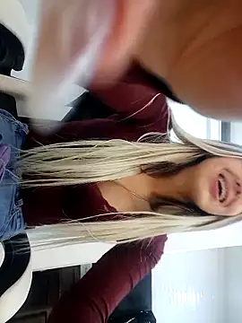 Snapshot of eva-2023 chatting on February 15, 2026, 1:50 am eva-2023 online show from February 15, 2026, 1:50 am