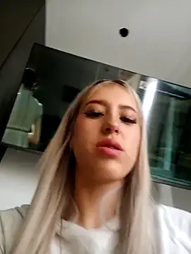 eva-2023 online show from February 25, 2025, 6:44 pm