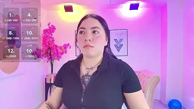 Snapshot of Isa_reel chatting on January 15, 2026, 8:01 pm Isa reel online show from January 15, 2026, 8:01 pm