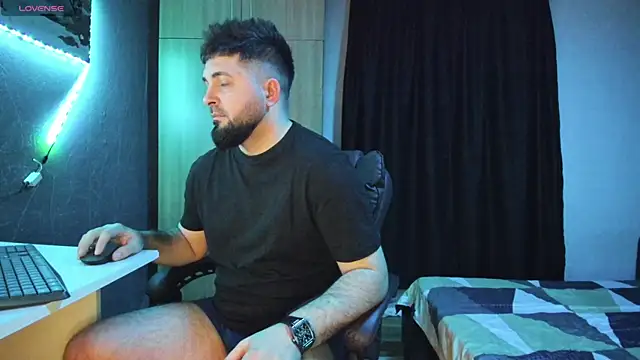 Eduu2322 online show from February 12, 2025, 10:26 pm