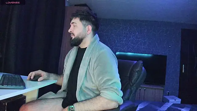 Eduu2322 online show from January 27, 2025, 11:33 pm