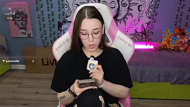 Sweet frosti online show from September 21, 2025, 3:33 am