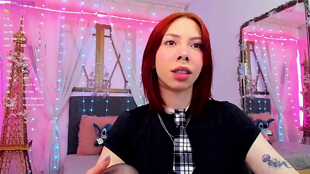 laura olssen online show from October 8, 2025, 12:39 pm