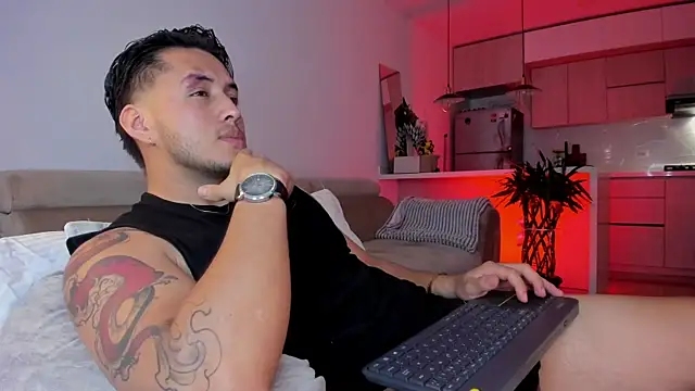 Snapshot of Chriskyle_ chatting on October 29, 2025, 12:20 am Chriskyle online show from October 29, 2025, 12:20 am