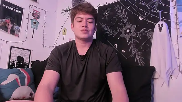 Snapshot of Nico_bulg3 chatting on October 23, 2025, 12:20 am Nico bulg3 online show from October 23, 2025, 12:20 am