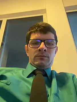 Juliano2289 online show from May 12, 2026, 2:34 pm